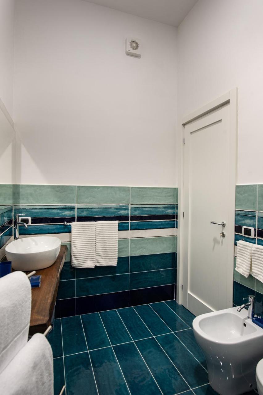 Ohana Bed And Breakfast Кастелламмаре-ди-Стабия Экстерьер фото